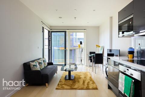 1 bedroom apartment for sale, Glasshouse Gardens, London