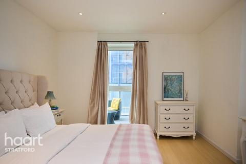 1 bedroom apartment for sale, Glasshouse Gardens, London