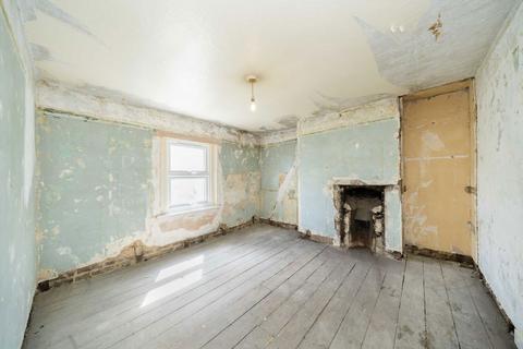 4 bedroom terraced house for sale, Old Oak Lane, London NW10
