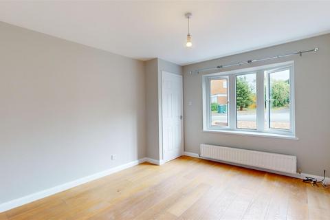 2 bedroom semi-detached house to rent, Oriel Way, Shrewsbury