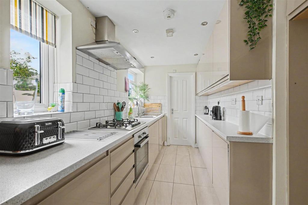 House in Beeston Nottingham - View 5