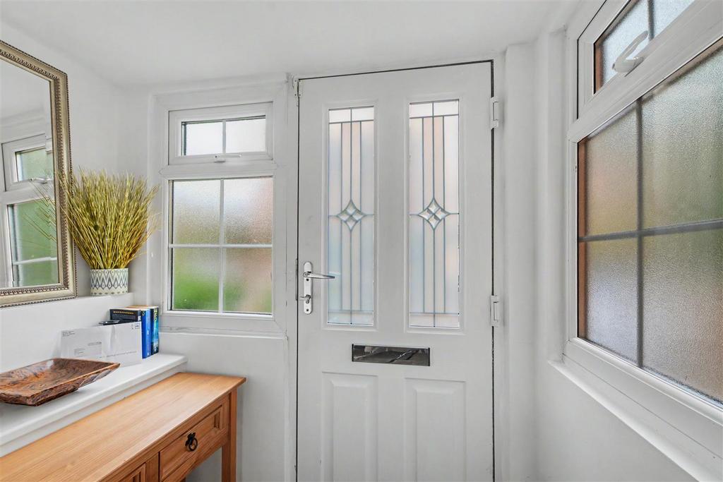 House in Beeston Nottingham - More
