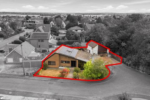 4 bedroom detached house for sale, Middelburg Close, Nuneaton