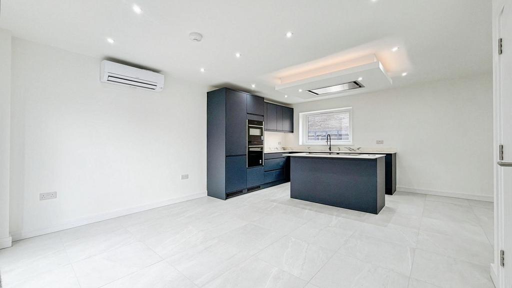House in Bristol - View 2