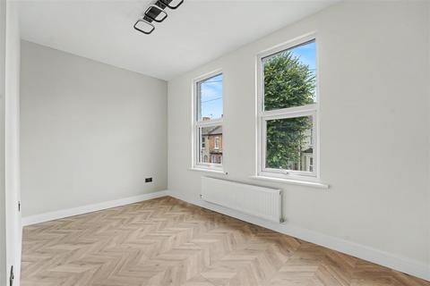 3 bedroom house for sale, Burleigh Road, Enfield