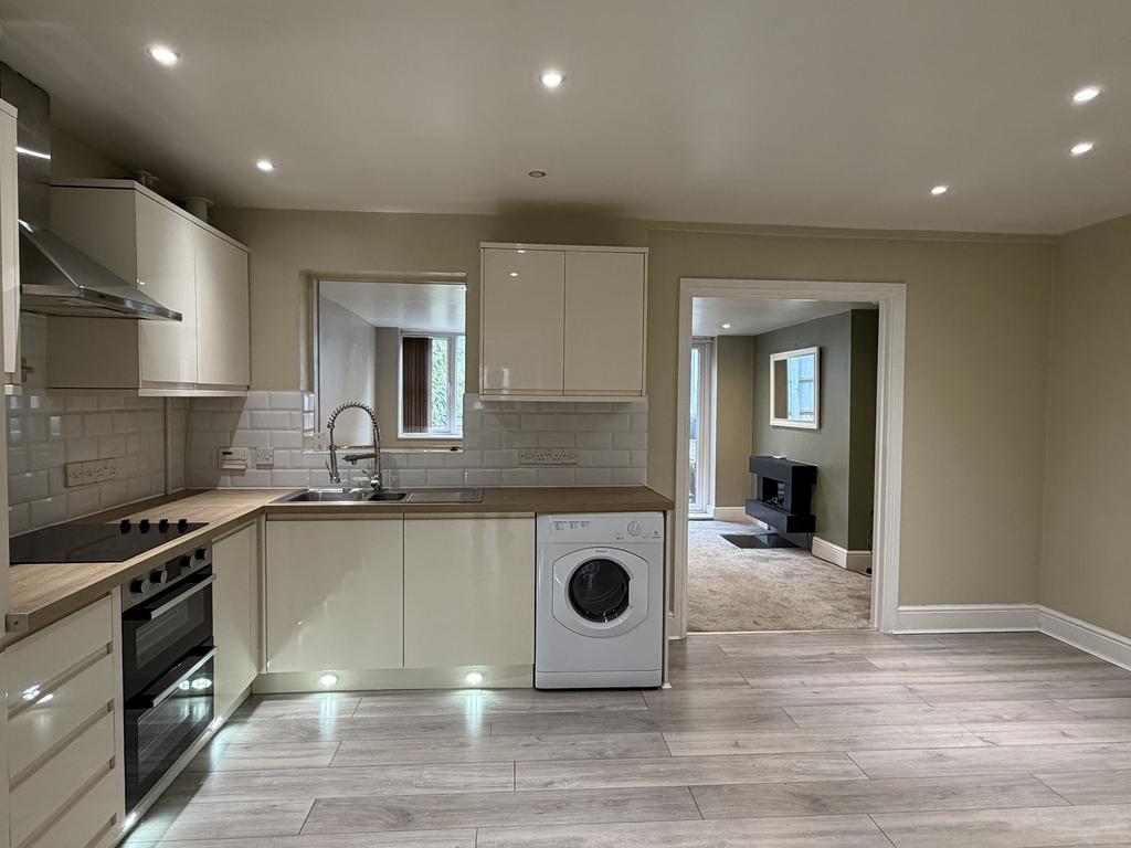 House in Malmesbury, Wiltshire - View 2