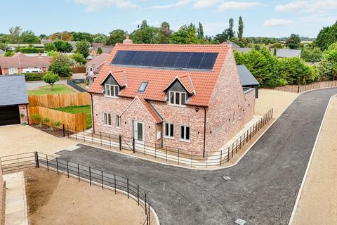 4 bedroom detached house for sale, Main Road, Clenchwarton, King's Lynn, Norfolk, PE34