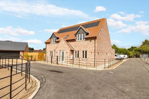 4 bedroom detached house for sale, Main Road, Clenchwarton, King's Lynn, Norfolk, PE34