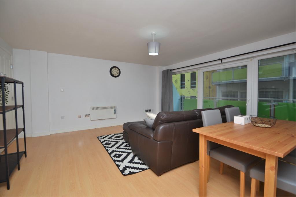 Apartment in Leeds - View 5