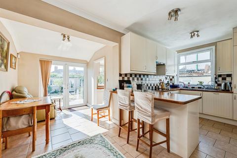 undefined, Merton Avenue, SWINDON