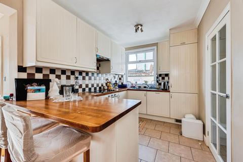 undefined, Merton Avenue, SWINDON