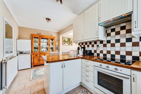 undefined, Merton Avenue, SWINDON