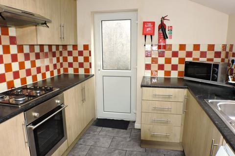 1 bedroom terraced house to rent, Rhondda Street, Swansea, Sa1 6ET   |   All Bills Included