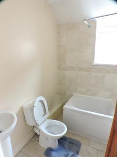1 bedroom terraced house to rent, Rhondda Street, Swansea, Sa1 6ET   |   All Bills Included
