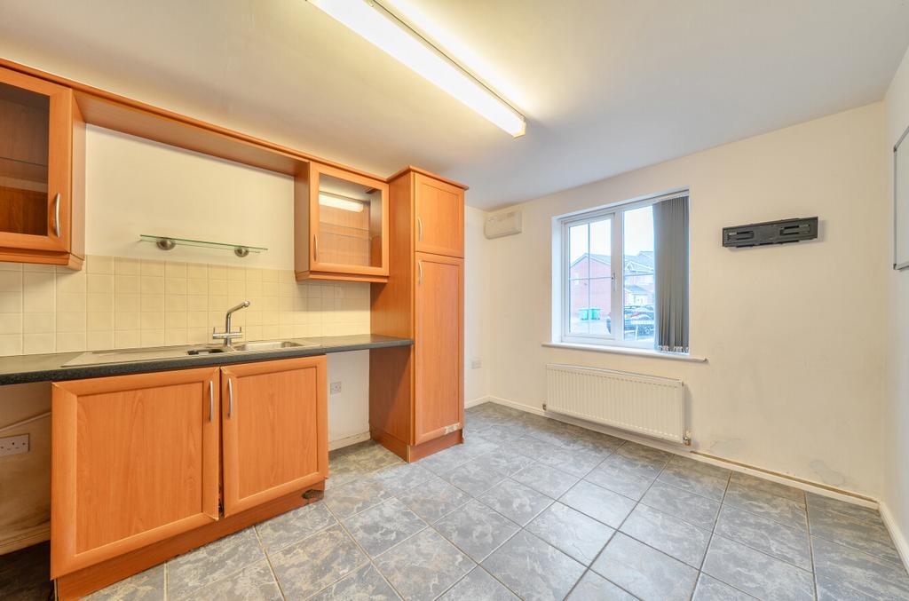 House in Nottingham - View 5