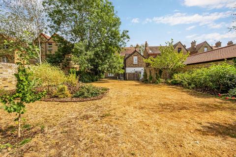 undefined, Grange Park, Ealing