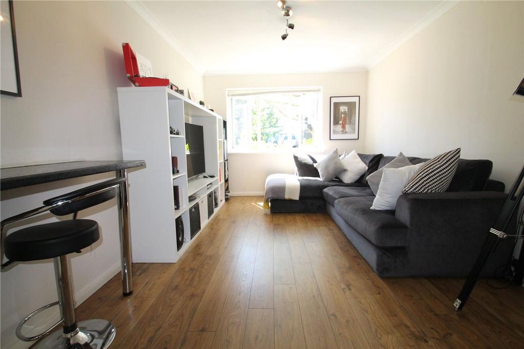 House in Barnet - View 2