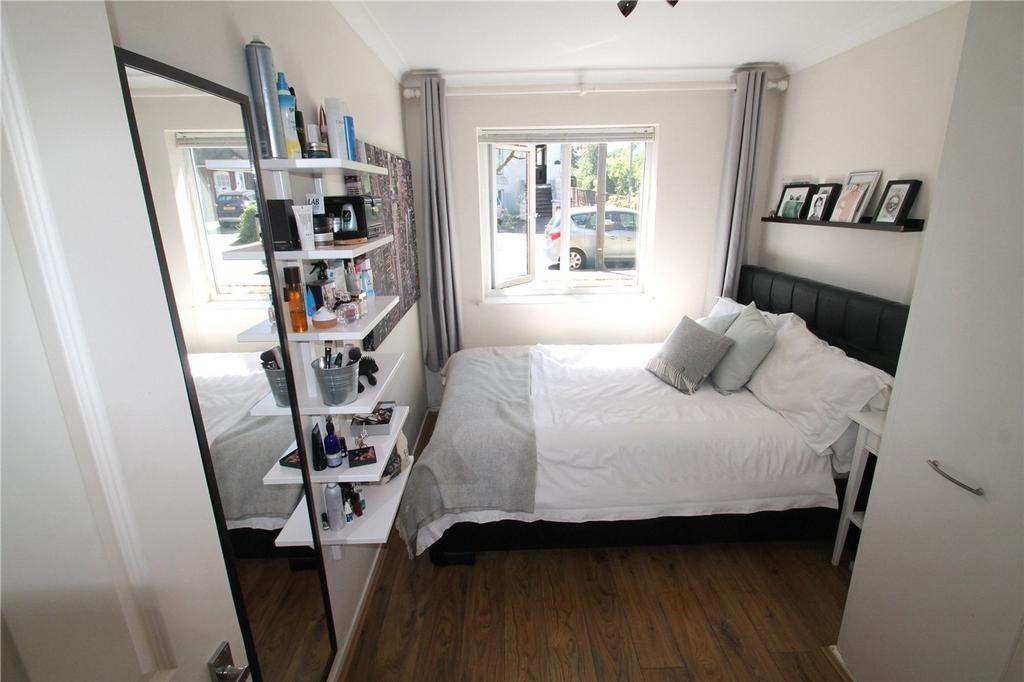 House in Barnet - View 4
