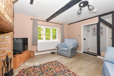 2 bedroom end of terrace house for sale, Chestnut Cottages, Ashford TN25