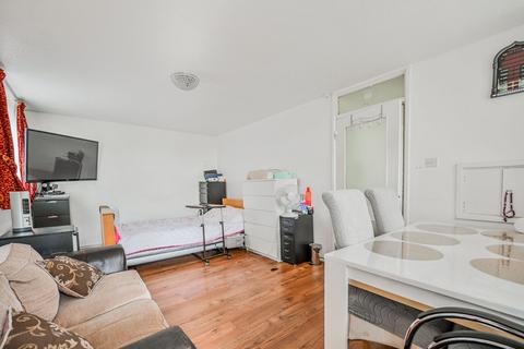 undefined, Boleyn Road, London, Upton Park, London, E6