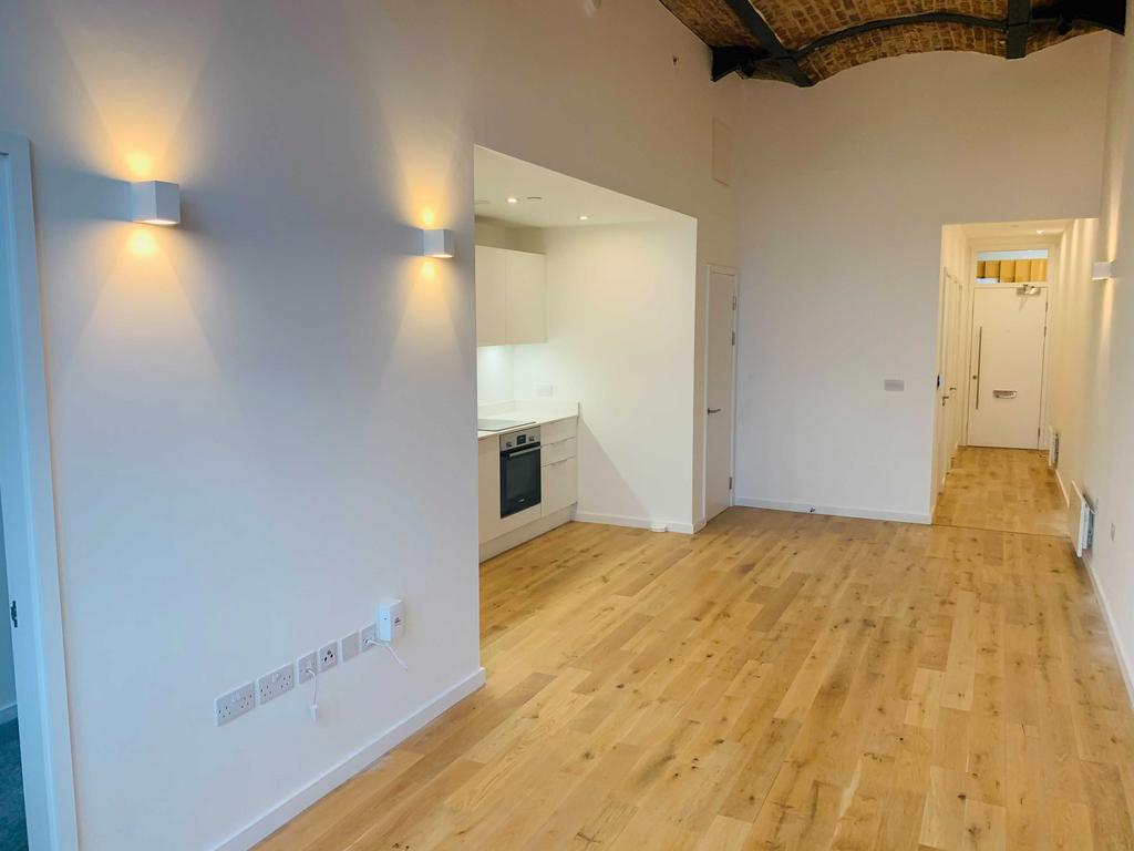 Apartment in Stockport, Greater Manchester - View 4