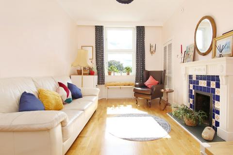 2 bedroom flat for sale, 114/9 Duke Street, Leith, Edinburgh, EH6 8HR