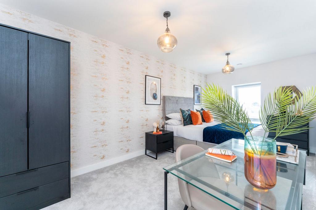 Apartment in Southall - More