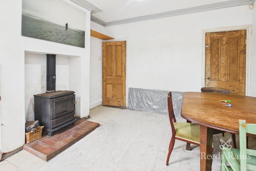 House in Sheffield, Kelham Island, Burngreave - View 3
