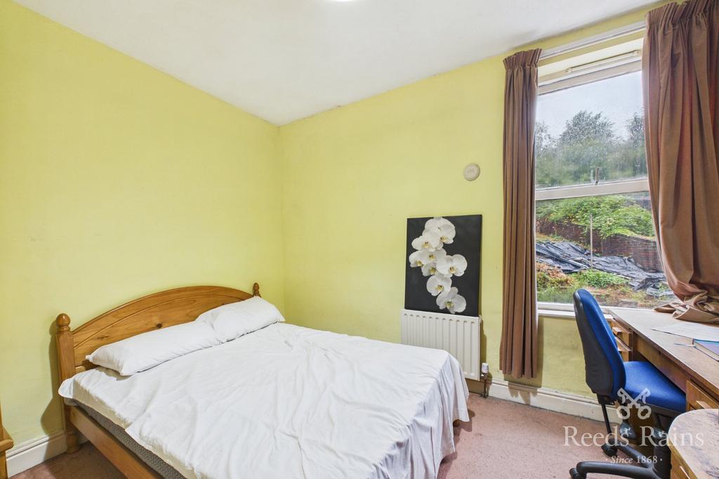 House in Sheffield, Kelham Island, Burngreave - View 5