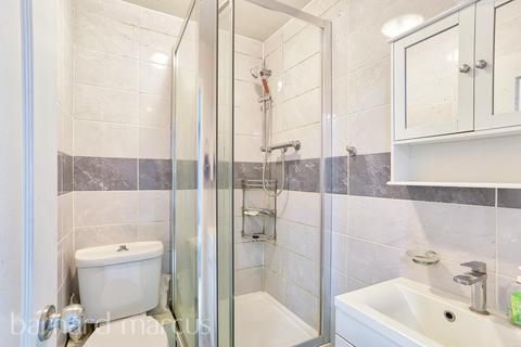 2 bedroom apartment to rent, The Avenue, Ealing