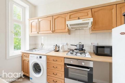 1 bedroom flat for sale, Upton Park, SLOUGH