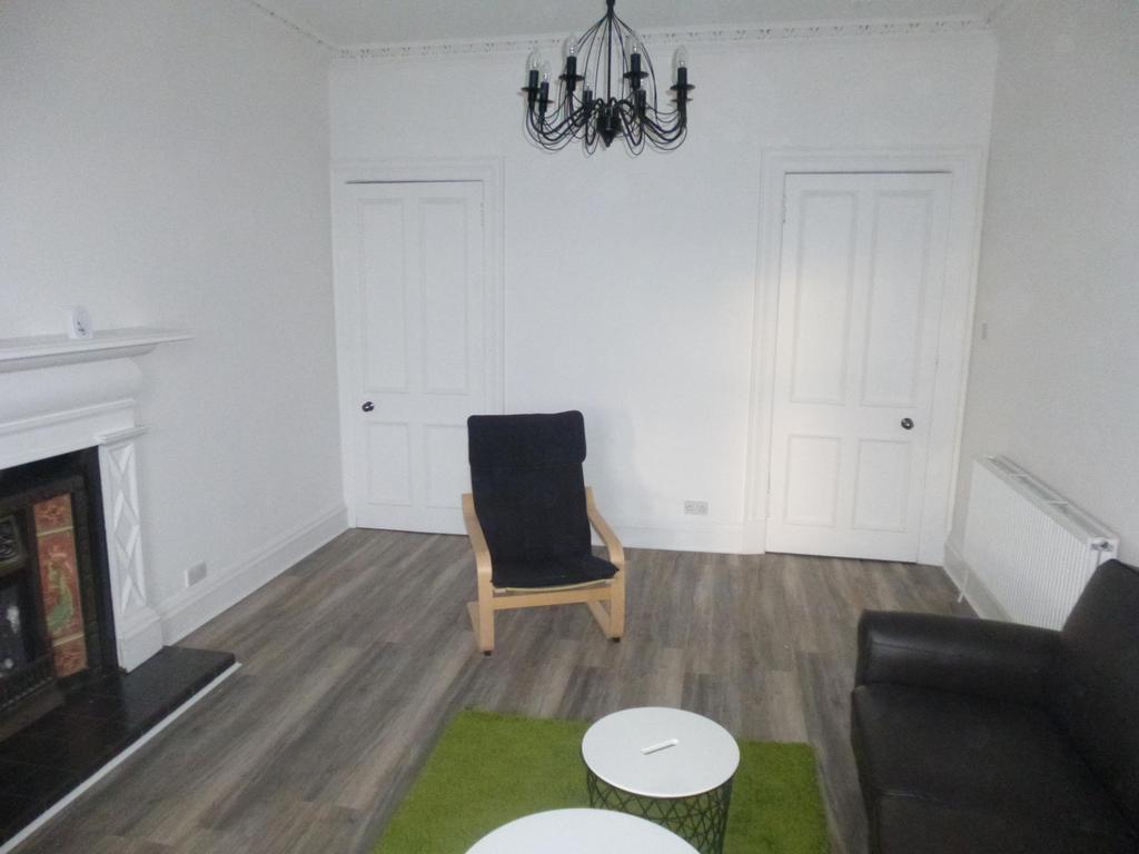 Apartment in Glasgow - View 4