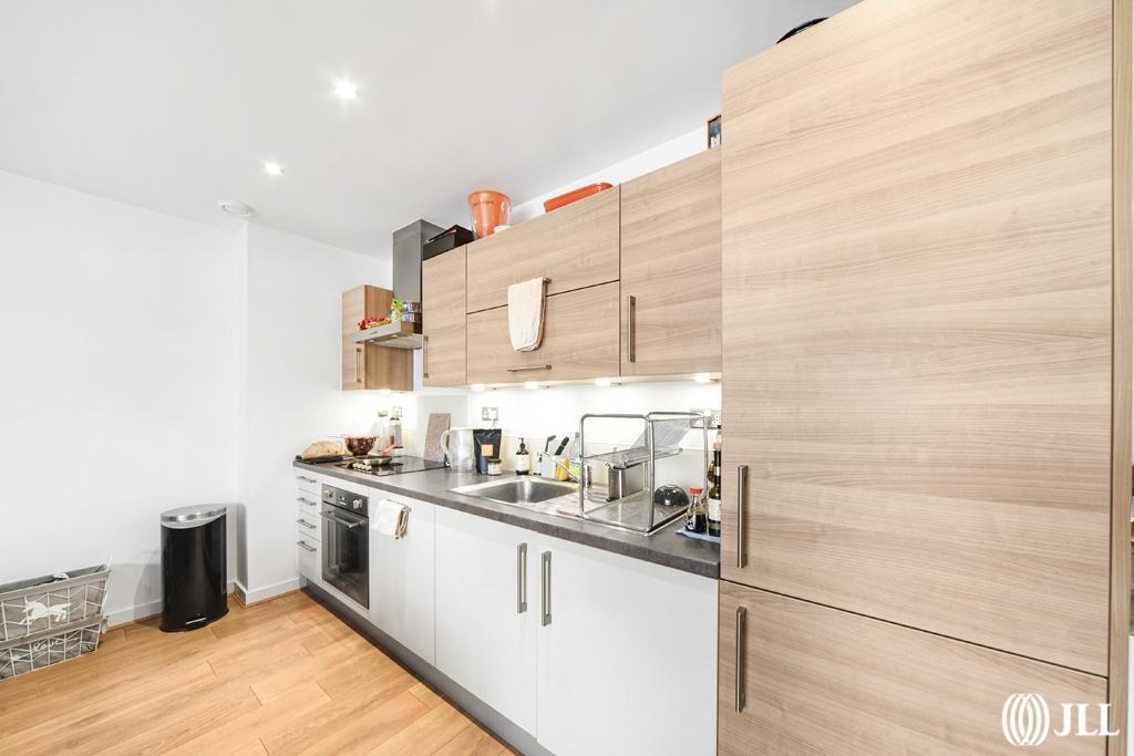 Apartment in London, Bromley-by-Bow, Poplar - View 3