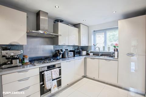 3 bedroom semi-detached house for sale, Jasmine Gardens, Sheffield, S26