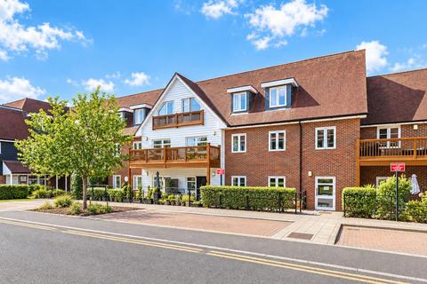2 bedroom apartment for sale, Fitznell court ,Pond Hill Gardens, Cheam Village