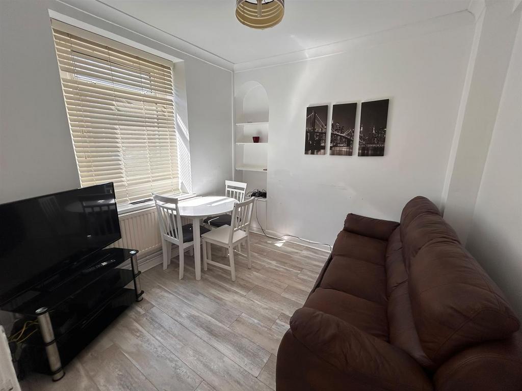 House in Swansea - View 2