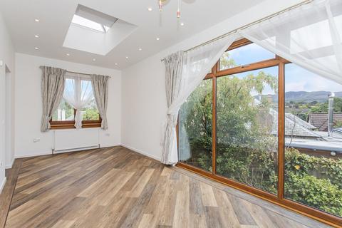 5 bedroom bungalow for sale, Greenbank Crescent, Edinburgh EH10