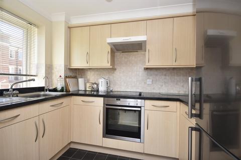 2 bedroom flat for sale, Harold Road, Margate