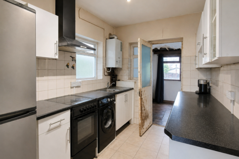 undefined, North Circular Road, London, London, NW100JT