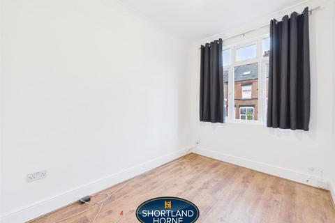 3 bedroom terraced house to rent, Terry Road, Coventry CV1