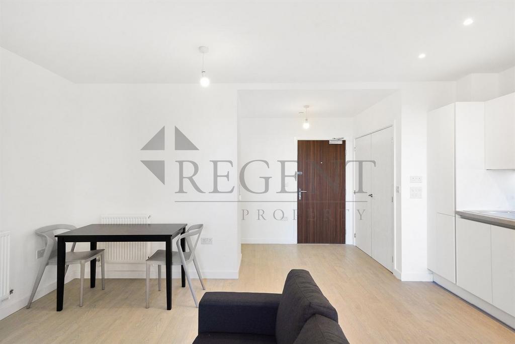 Apartment in London, The Hyde, West Hendon - View 4