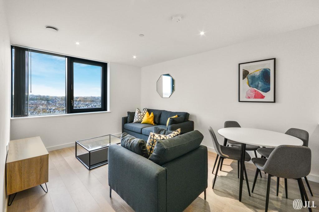 Apartment in London - View 3