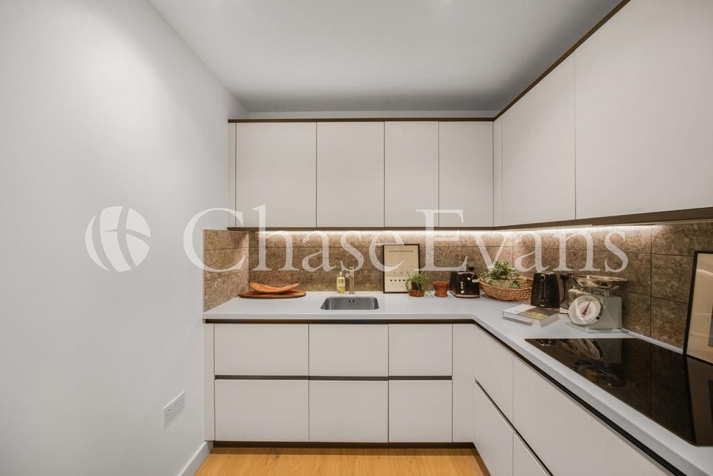 Apartment in London - View 3