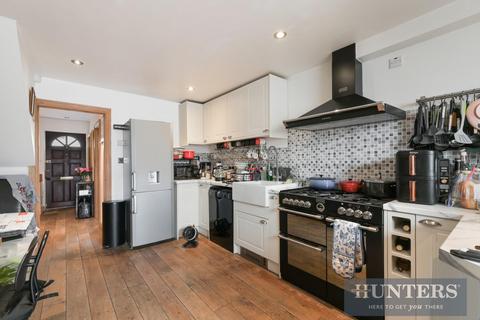 2 bedroom terraced house for sale, Crofters Close, Isleworth, Hounslow