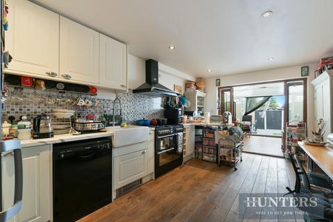2 bedroom terraced house for sale, Crofters Close, Isleworth, Hounslow