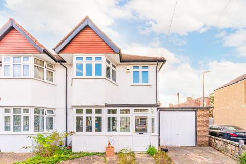 3 bedroom end of terrace house for sale, Hartland Way, Merton, Morden, SM4