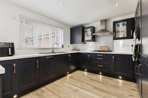 4 bedroom detached house for sale, Coller Road, Norwich