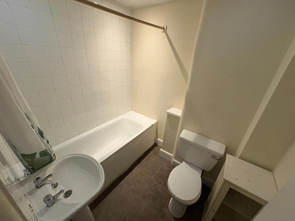 Apartment in Glasgow - More
