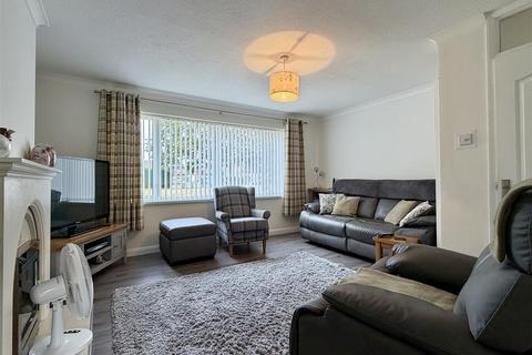 3 bedroom semi-detached house for sale, Coniston Walk, Hereford