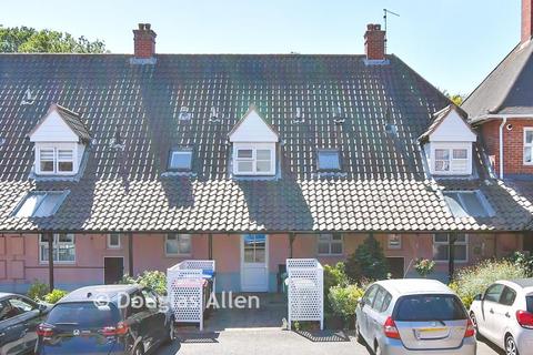 1 bedroom ground floor flat for sale, Bridgecote Lane, Basildon, Essex
